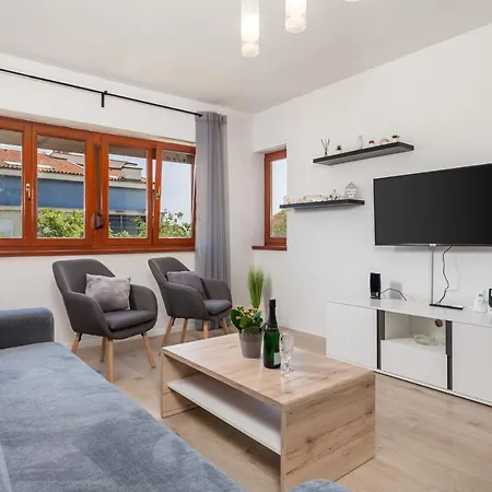 Apartman Kety * Krk Town